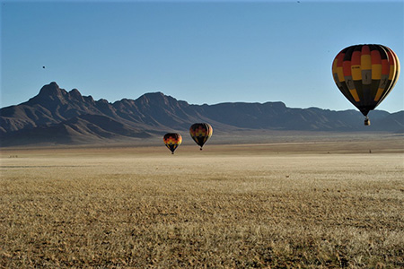 hot balloons sossusvlei Namibia Desert Safari Holiday