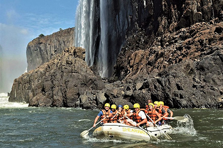 rafting in victoria falls zimbabwe safari holiday